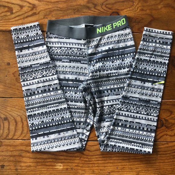 Nike Dri Fit Pant & Jacket - Picture 2 of 6